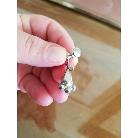 Clear Rhinestone Dangling Drop Screwback Earrings - Picture 9 of 10